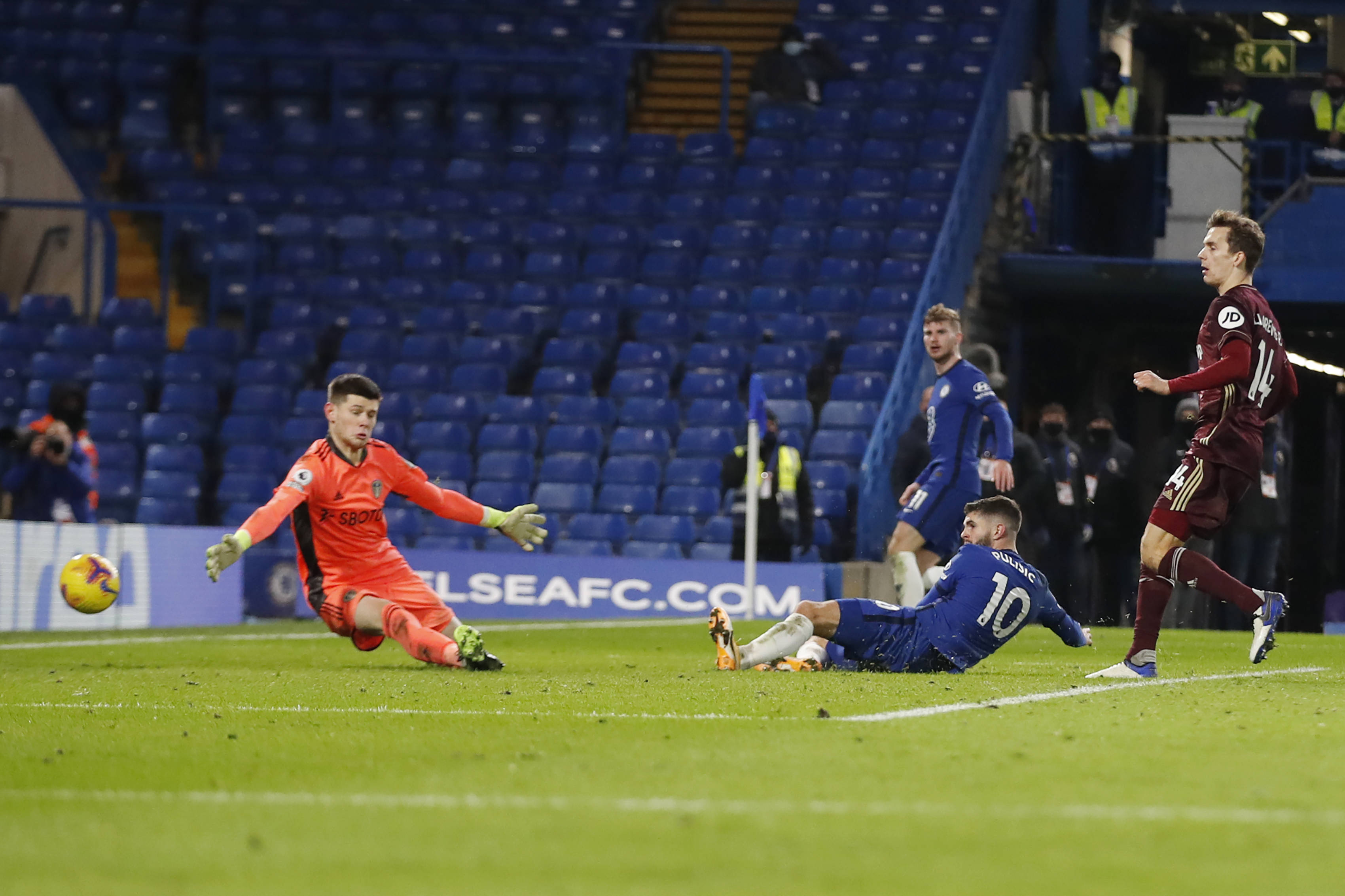 的外线和锋 的外线和锋